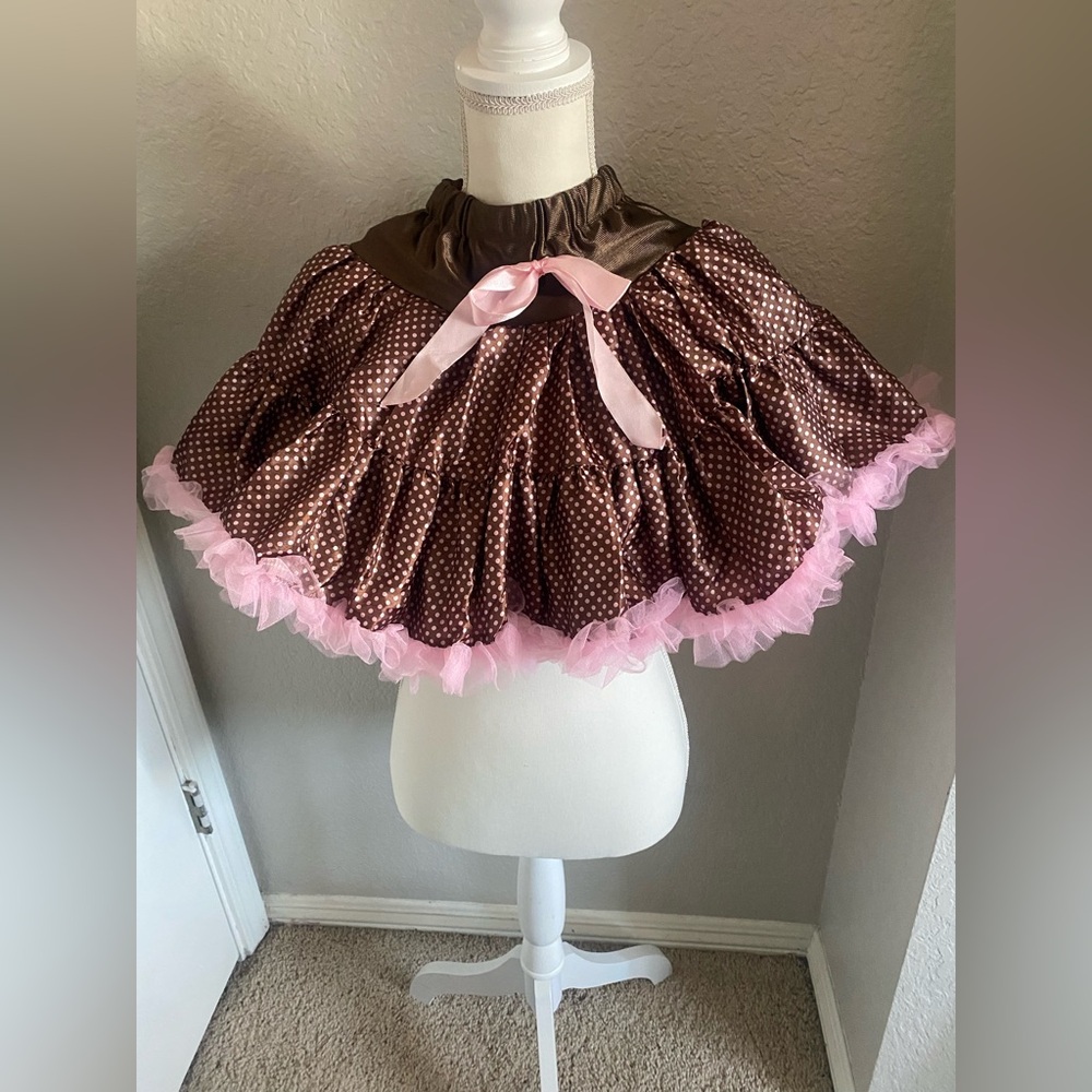 Tutu’s Skirt-Girl’s / Size 3/ 5  yard  Accents